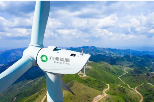 感黨恩、聽(tīng)黨話(huà)、跟黨走，發(fā)揮更多民企優(yōu)勢(shì)以實(shí)際行動(dòng)為推動(dòng)經(jīng)濟(jì)社會(huì)高質(zhì)量發(fā)展貢獻(xiàn)力量 